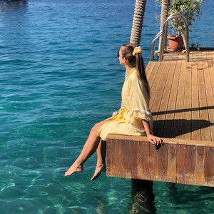 Meet your Posher, Roxanne